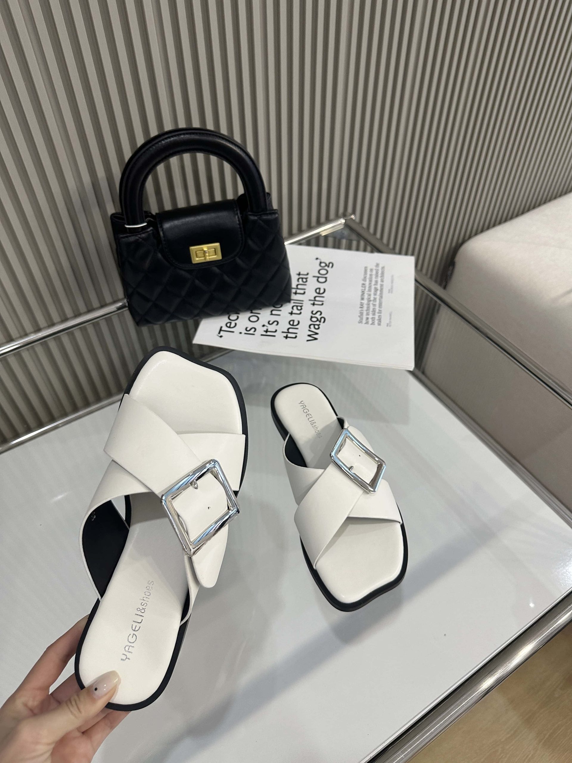 Korean Style Square Toe Flat Sandals Slippers for Women Open Toe French One-Strap 2025 New - Image 2