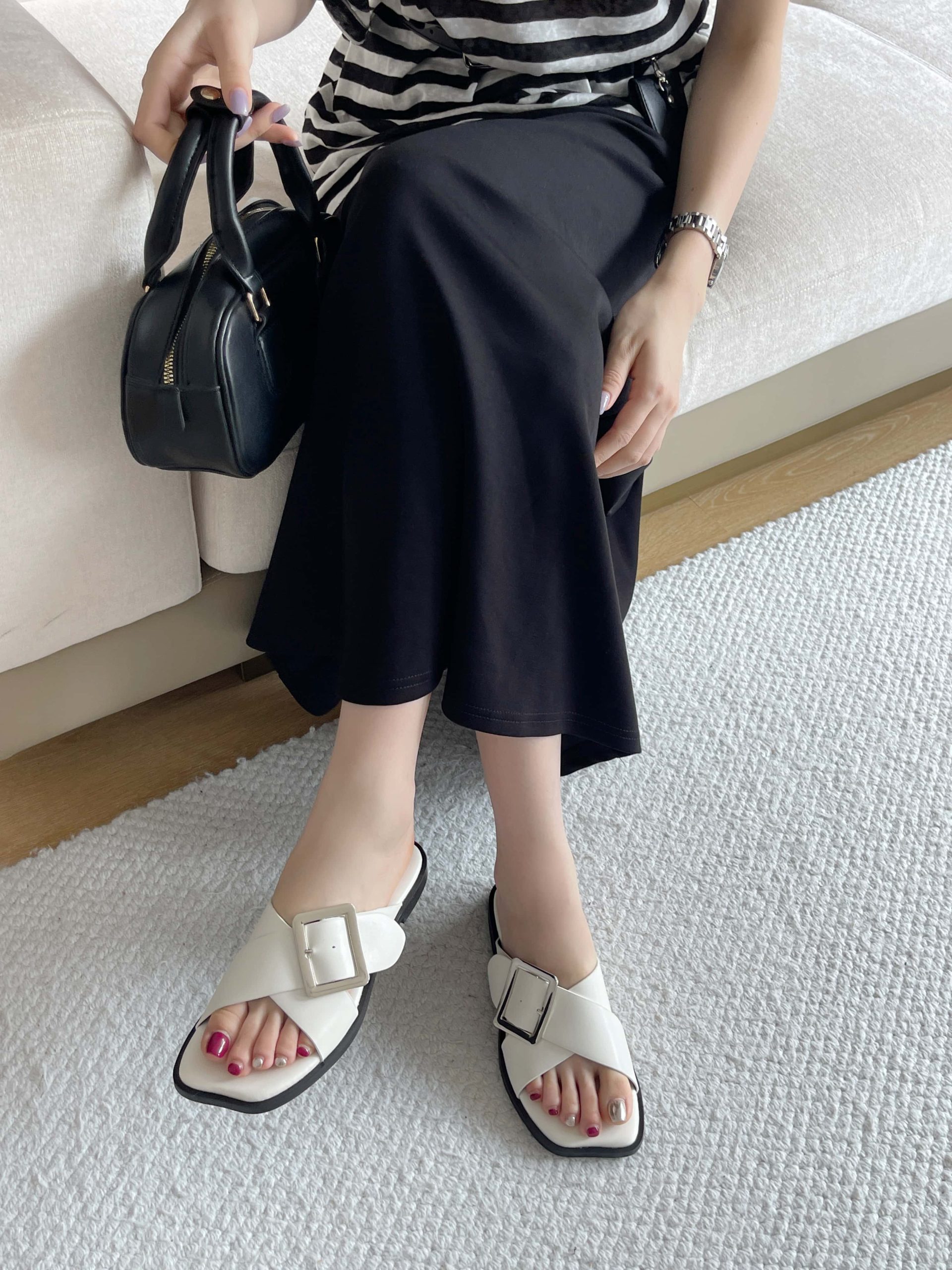 Korean Style Square Toe Flat Sandals Slippers for Women Open Toe French One-Strap 2025 New - Image 4