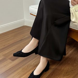 2025 Autumn New Korean Style Elegant Shallow Mouth Commuter Flat Shoes Pleated