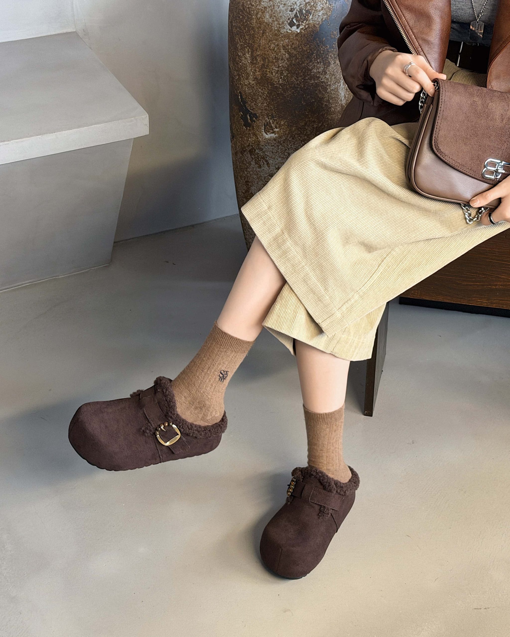 2025-new-winter-retro-casual-warm-lined-birkenstock-womens-leather-slippers