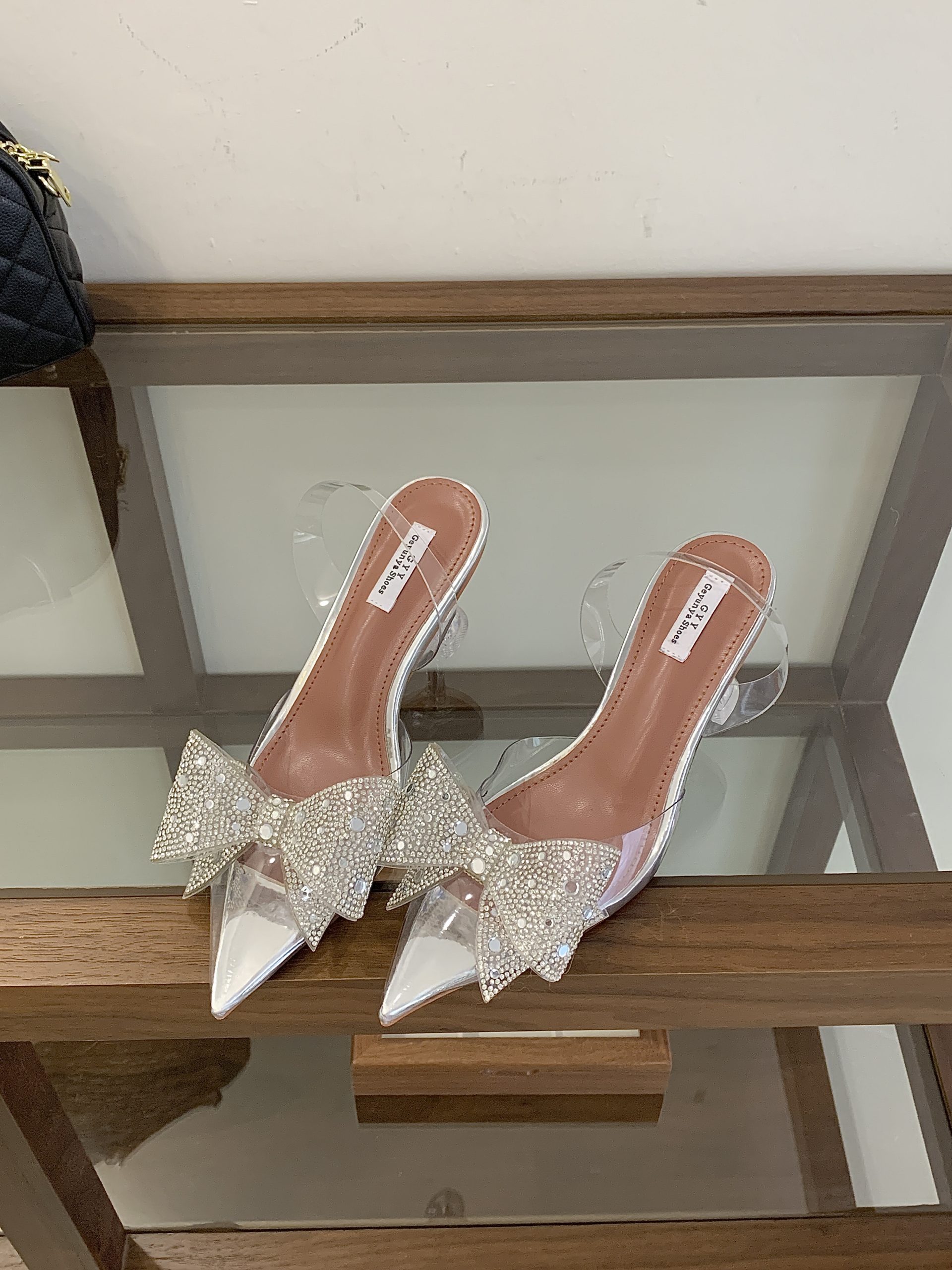 2026 New Crystal Heel Rhinestone Bow Lady Style Pointed Toe Women's High Heels Shoes Stock 35-40